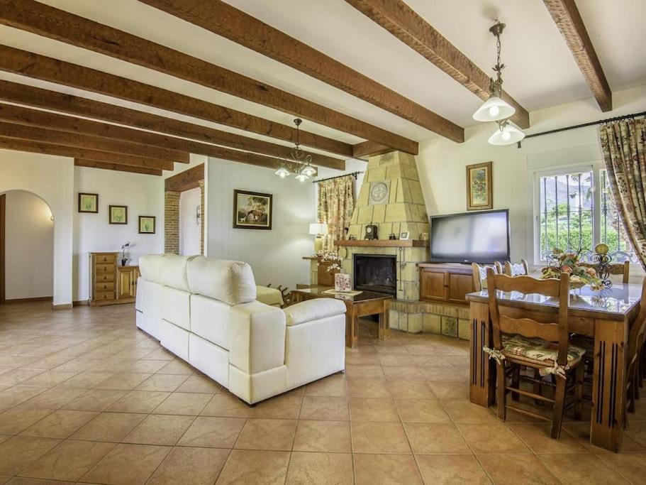 Вілла Alcam El Cortijo Естепона Екстер'єр фото